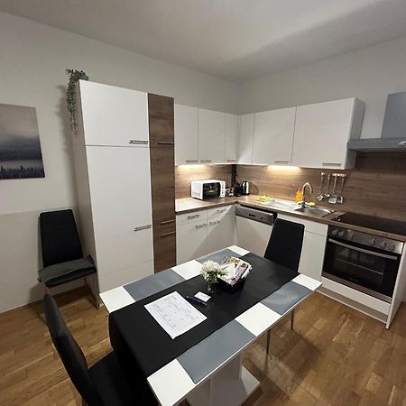 Paky Appartements 00313 Bruck an der Leitha Eksteriør bilde