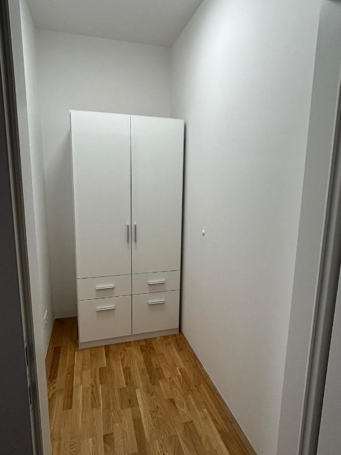 Paky Appartements 00313 Bruck an der Leitha Eksteriør bilde